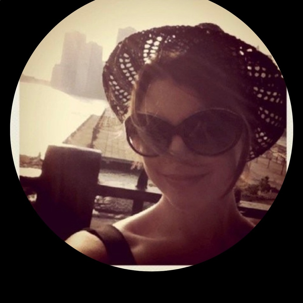 Meet your Posher, Desiree